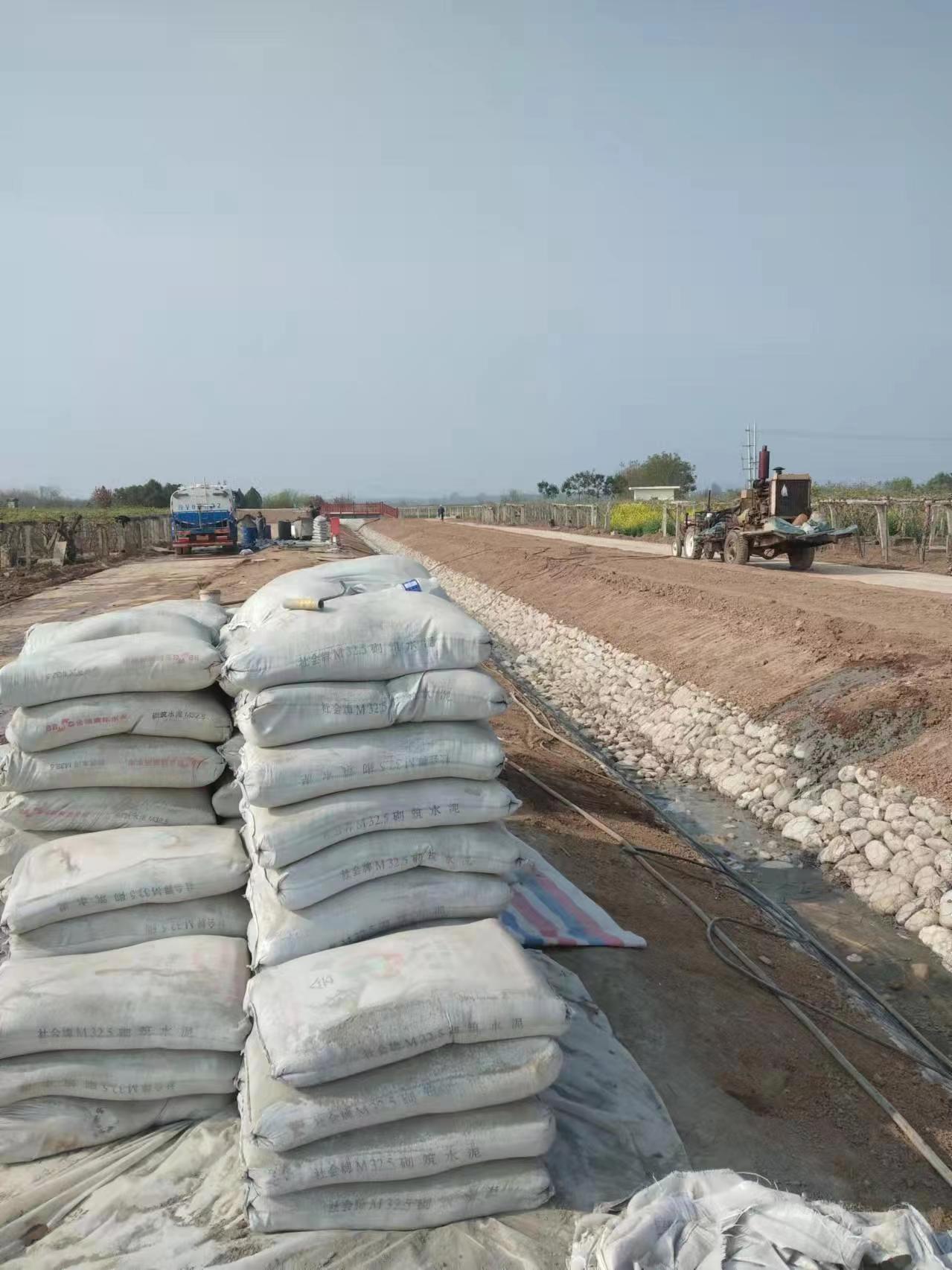 龙胜小导管注浆