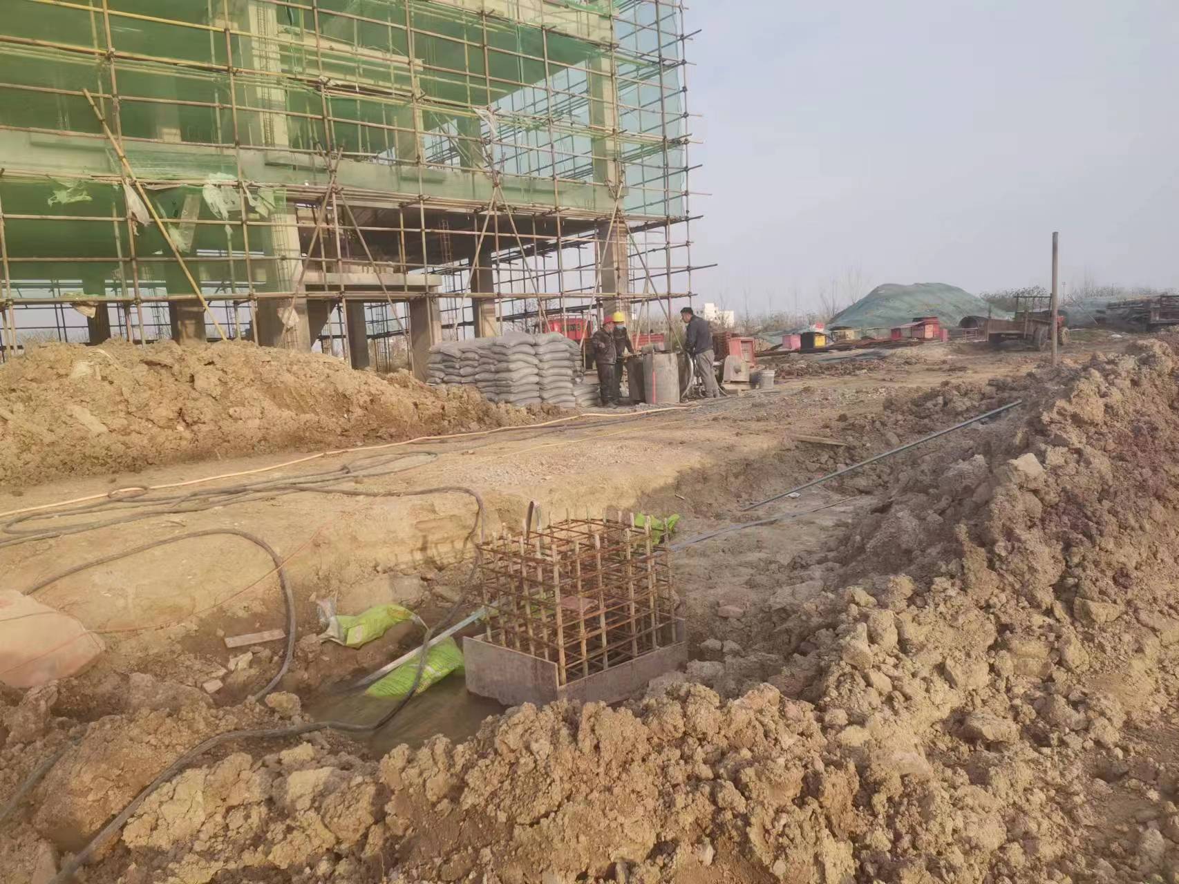 龙胜当桥梁出现裂缝的时候应该及时加固修补